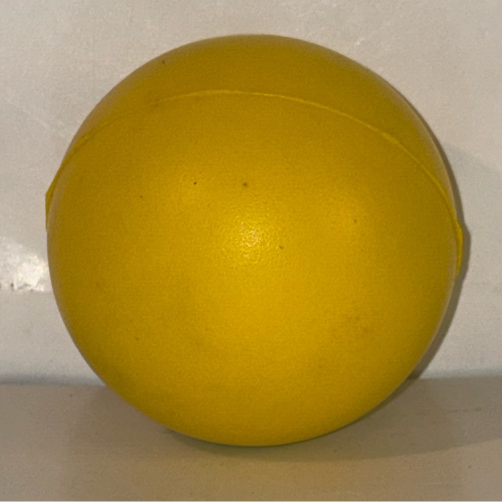[4/$25] VINTAGE SOFT FOAM GOLDEN YELLOW MINIMALIST BOUNCY BALL TOY COLLECTIBLE